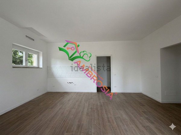 appartamento in vendita a Roma in zona Tor Bella Monaca