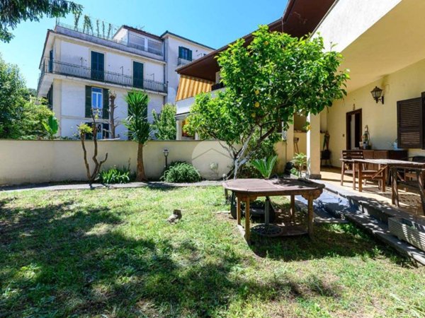 casa indipendente in vendita a Roma in zona La Pisana