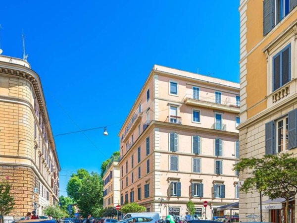 appartamento in vendita a Roma in zona Rione Prati