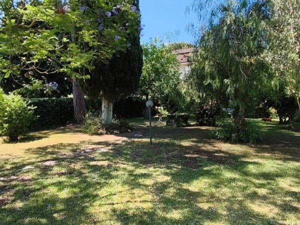 casa indipendente in vendita a Roma in zona Axa