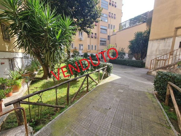 appartamento in vendita a Roma in zona Ostiense