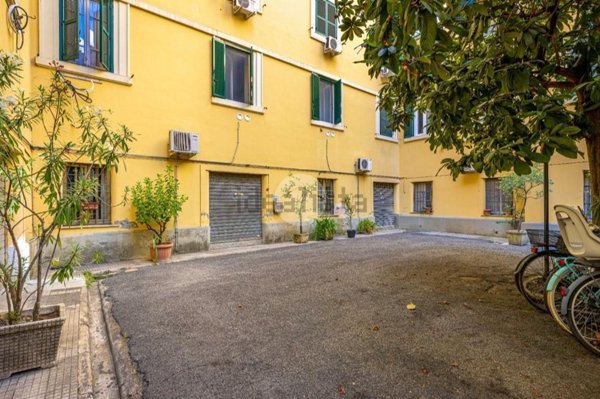 locale di sgombero in vendita a Roma in zona Della Vittoria
