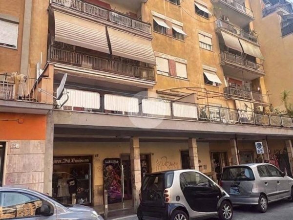 appartamento in vendita a Roma in zona Appio Claudio