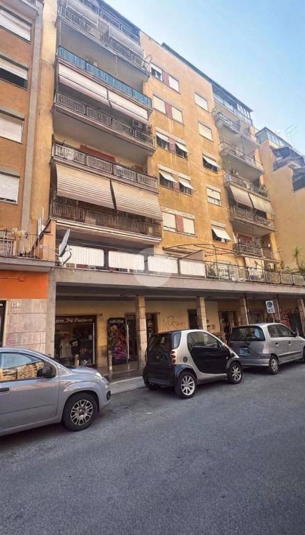 appartamento in vendita a Roma in zona Appio Claudio
