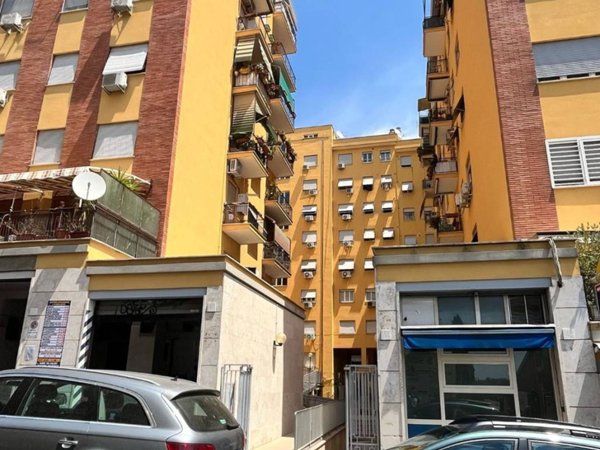 appartamento in vendita a Roma in zona Appio Latino