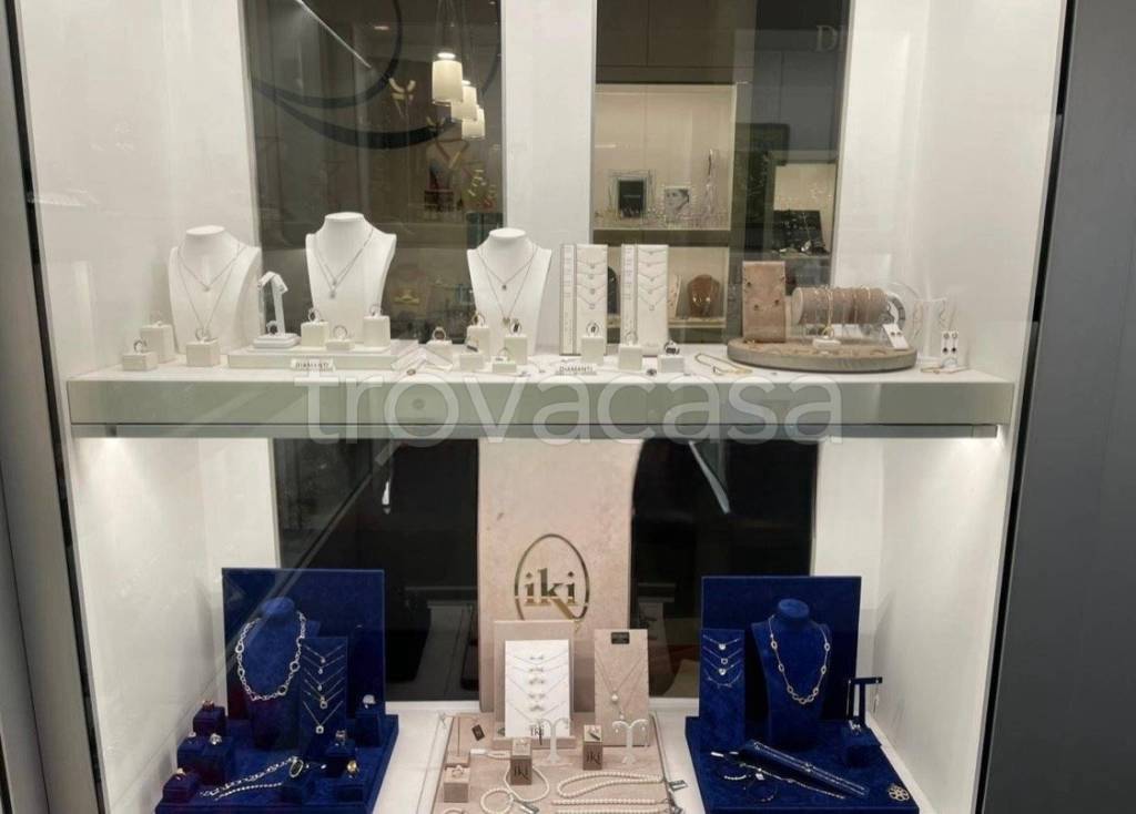 appartamento in vendita a Roma in zona Ostiense