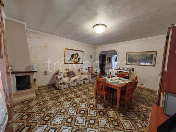 appartamento in vendita a Roma in zona Torre Angela
