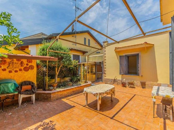 casa indipendente in vendita a Roma in zona Tiburtino