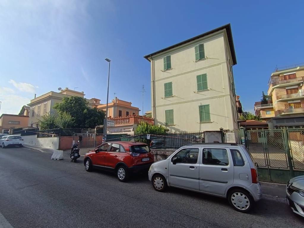 appartamento in vendita a Roma in zona Primavalle