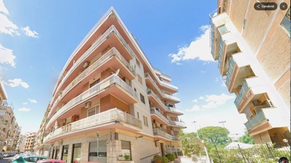 appartamento in vendita a Roma in zona Aurelio