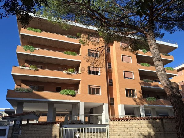 appartamento in vendita a Roma in zona Torrevecchia