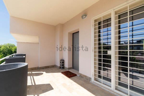 appartamento in vendita a Roma in zona Valle Muricana