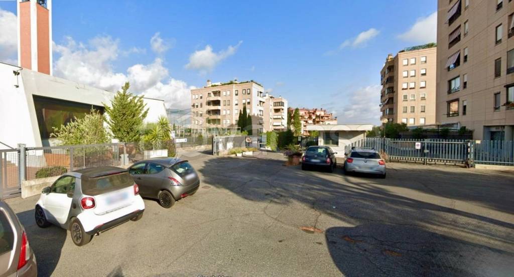casa indipendente in vendita a Roma in zona Torrino