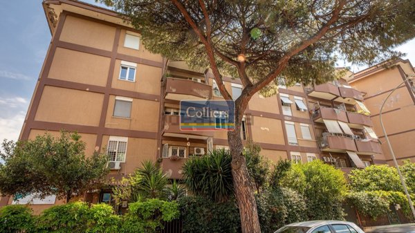 appartamento in vendita a Roma in zona Appio Claudio