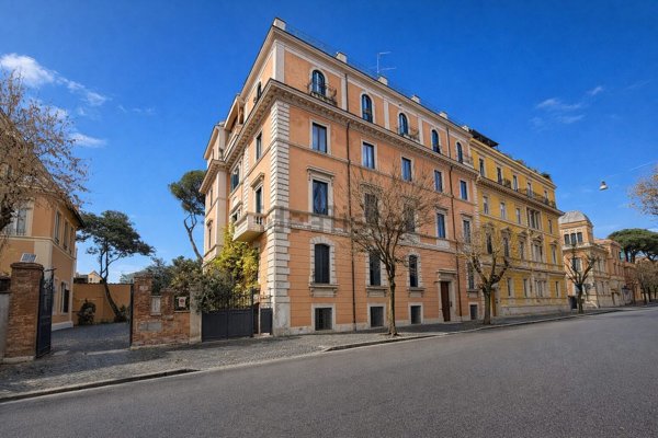 appartamento in vendita a Roma in zona Rione Prati