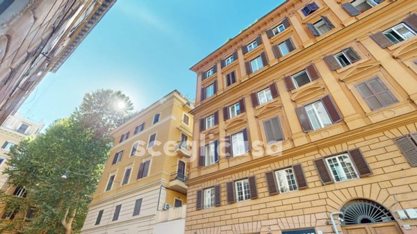appartamento in vendita a Roma in zona Esquilino