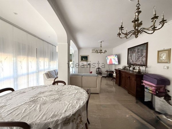 appartamento in vendita a Roma in zona Vigna Murata