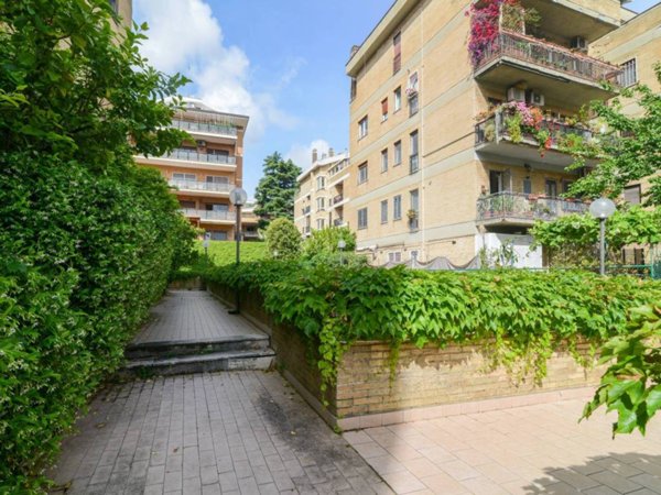 appartamento in vendita a Roma in zona Portuense