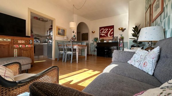 appartamento in vendita a Roma in zona Appio Pignatelli