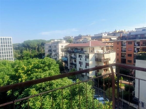 appartamento in vendita a Roma in zona Ardeatino