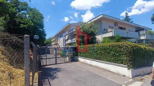 ufficio in vendita a Roma in zona Labaro