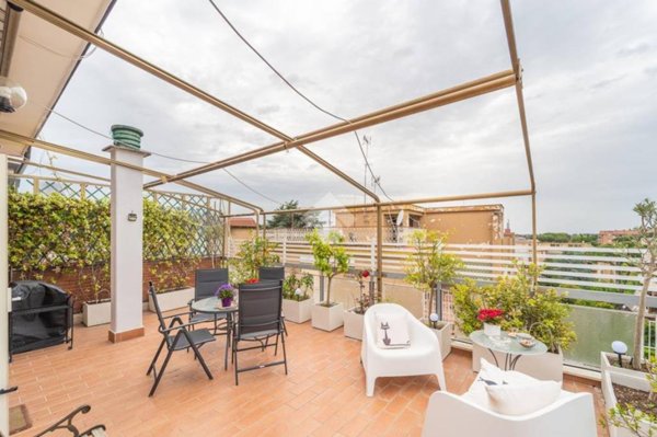 appartamento in vendita a Roma in zona Aurelio