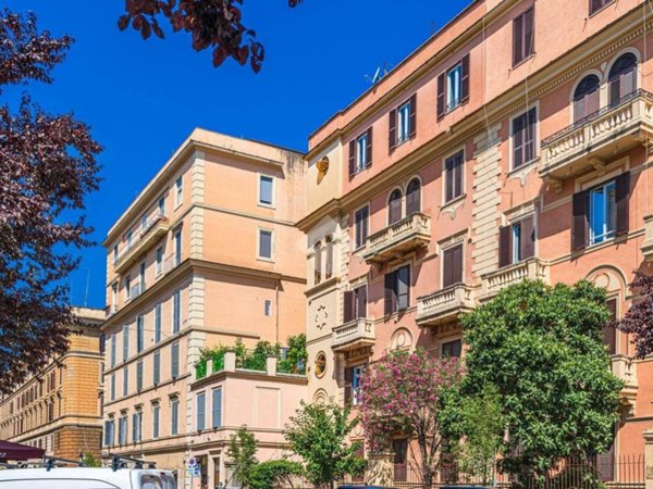 appartamento in vendita a Roma in zona Centro Storico
