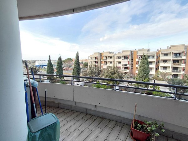 appartamento in vendita a Roma in zona Mezzocammino