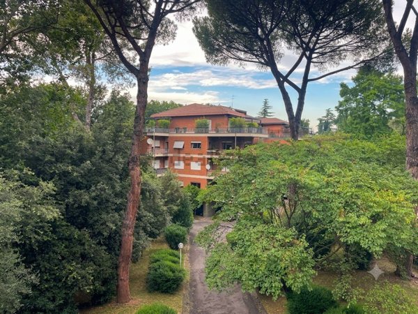 appartamento in vendita a Roma in zona Della Vittoria