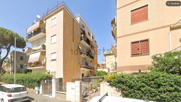 appartamento in vendita a Roma in zona Torrevecchia