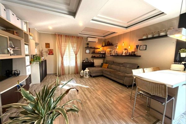 appartamento in vendita a Roma in zona Casalotti