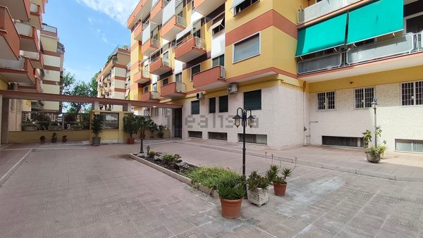 appartamento in vendita a Roma in zona Portuense