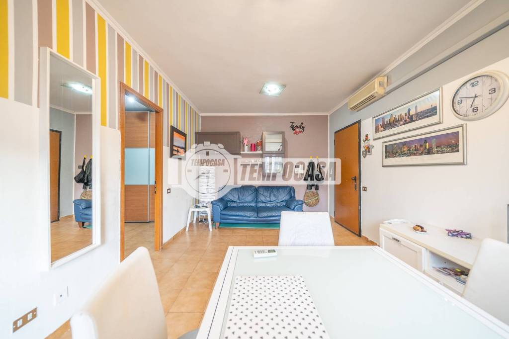 appartamento in vendita a Roma in zona Tor Cervara