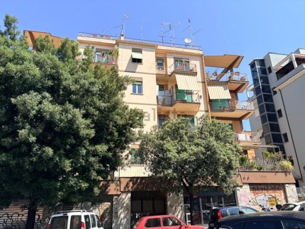 appartamento in vendita a Roma in zona Prenestino-Centocelle