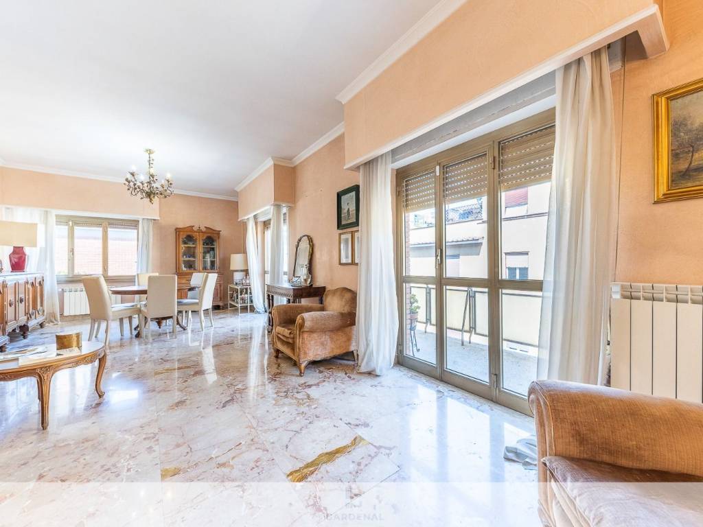appartamento in vendita a Roma in zona Prenestino-Centocelle