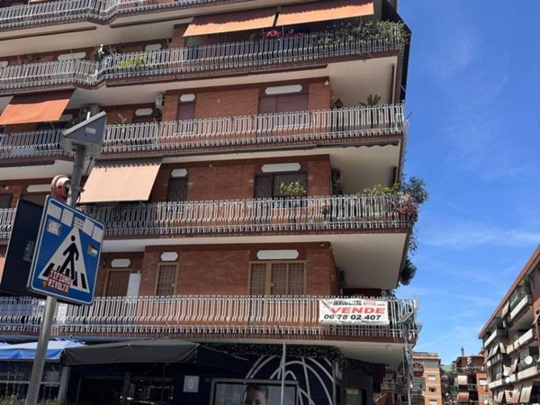 appartamento in vendita a Roma in zona Collatino