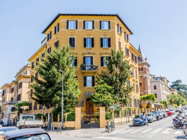 appartamento in vendita a Roma in zona Nomentano