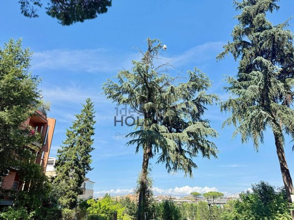 appartamento in vendita a Roma in zona Tor di Quinto