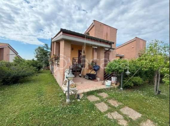 appartamento in vendita a Roma in zona Massimina/Casal Lumbroso