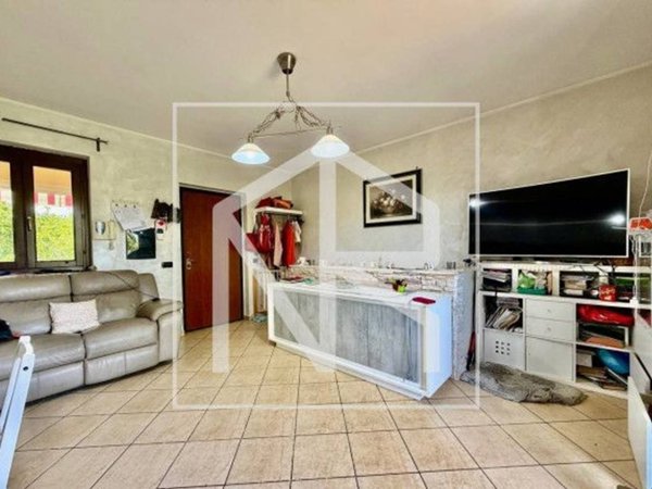 casa indipendente in vendita a Roma in zona Lunghezza