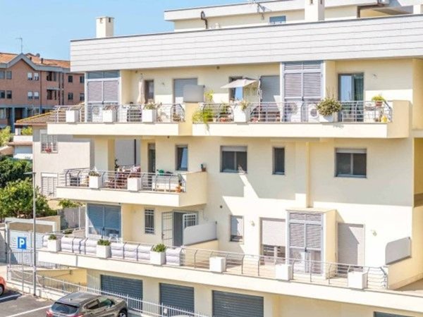 appartamento in vendita a Roma in zona Acilia