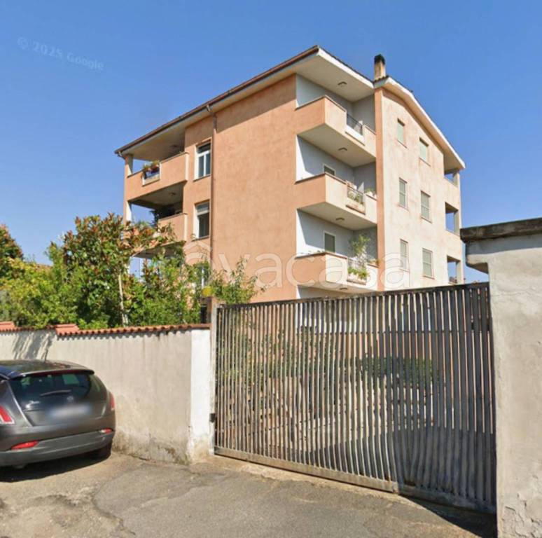 appartamento in vendita a Roma in zona Dragona/Bagnoletto
