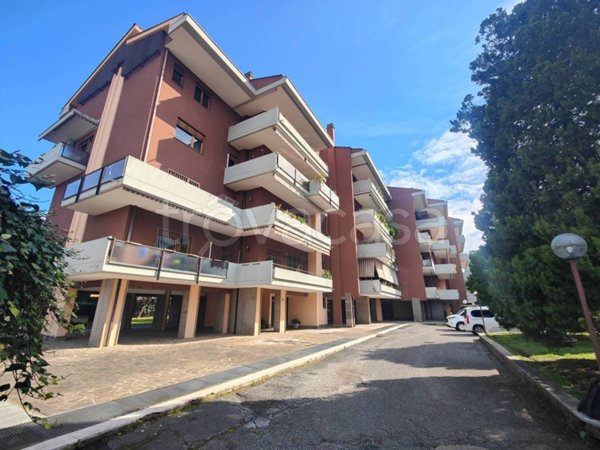 appartamento in vendita a Roma in zona Appio Claudio