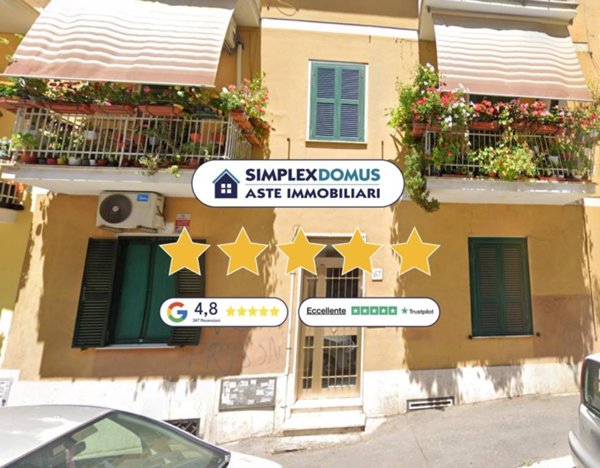 appartamento in vendita a Roma in zona Tuscolano