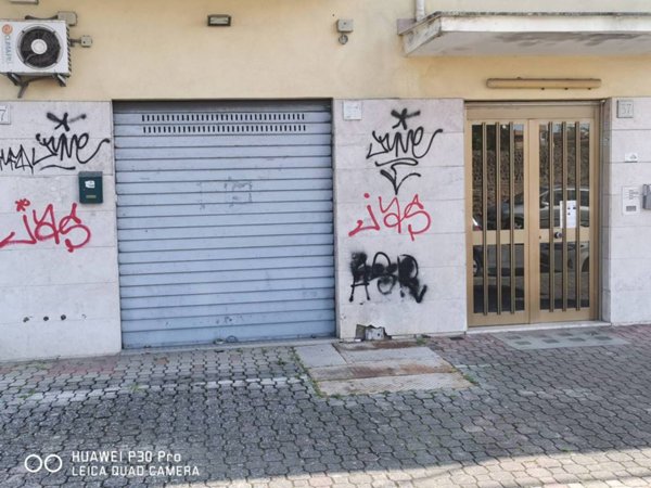 negozio in vendita a Roma in zona Alessandrino