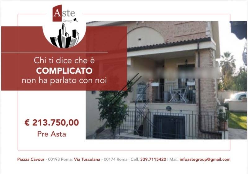 casa indipendente in vendita a Roma in zona Infernetto