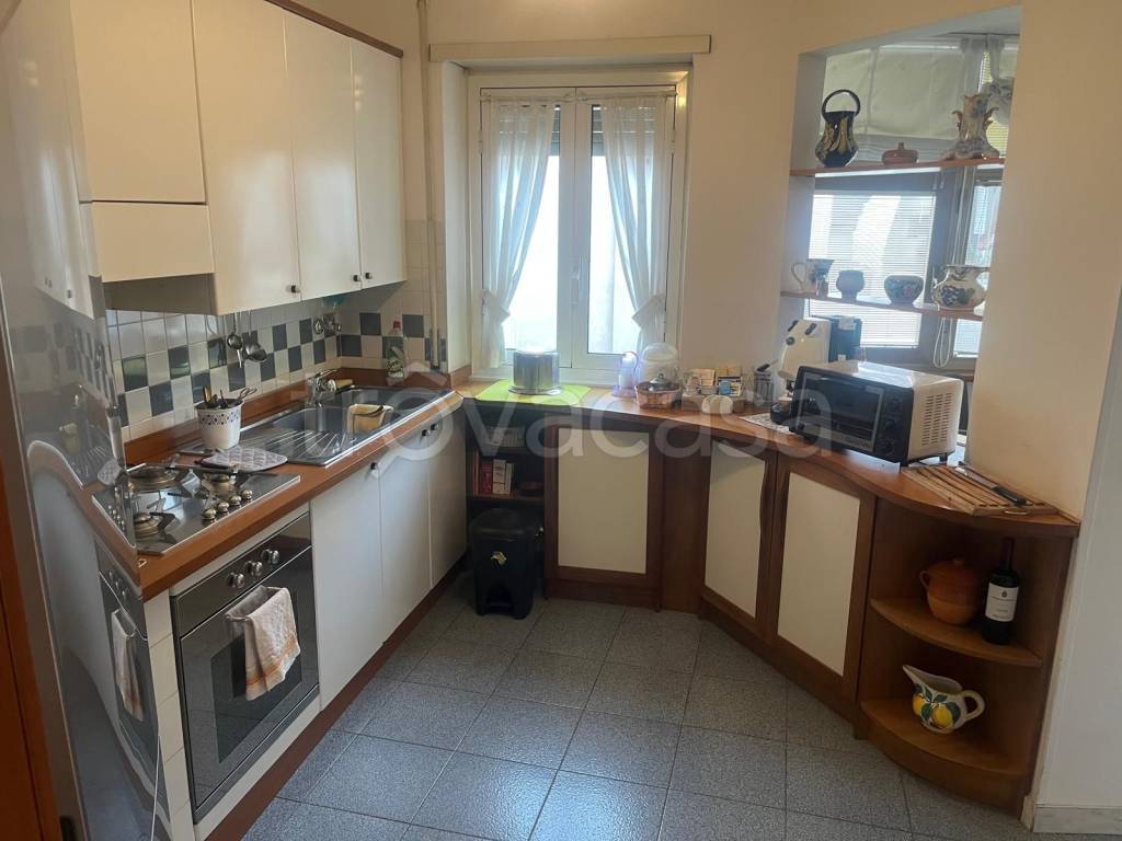 appartamento in vendita a Roma in zona Portuense
