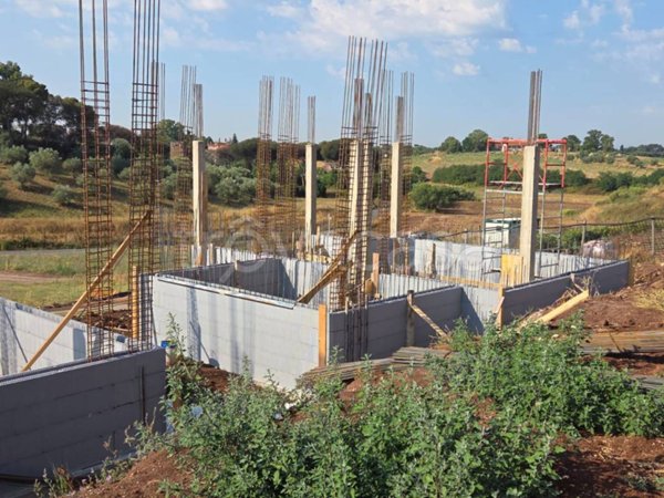 casa indipendente in vendita a Roma in zona Castel di Leva