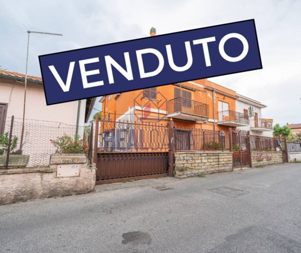 appartamento in vendita a Roma in zona Casal Morena