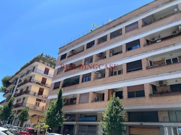 appartamento in vendita a Roma in zona Ardeatino